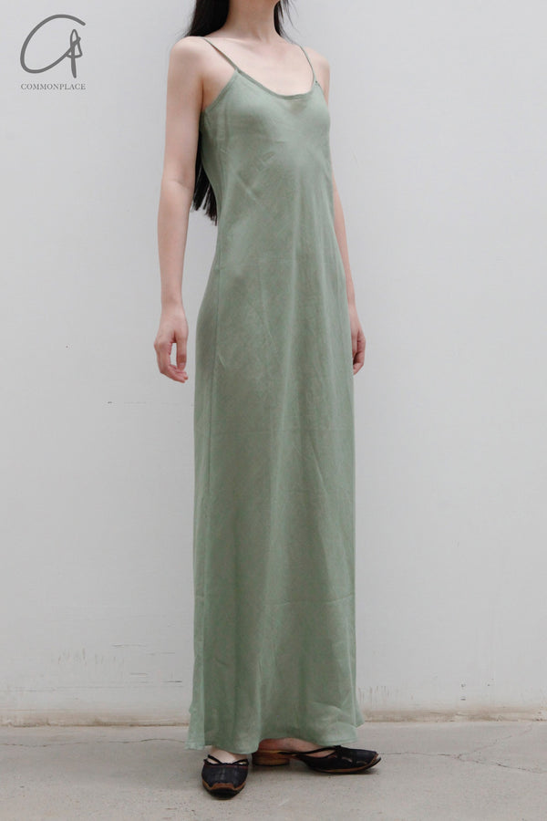 BASERANGE Daidin dress DRDY-SL-AU23 Salvador green (DRDY-SL-000)